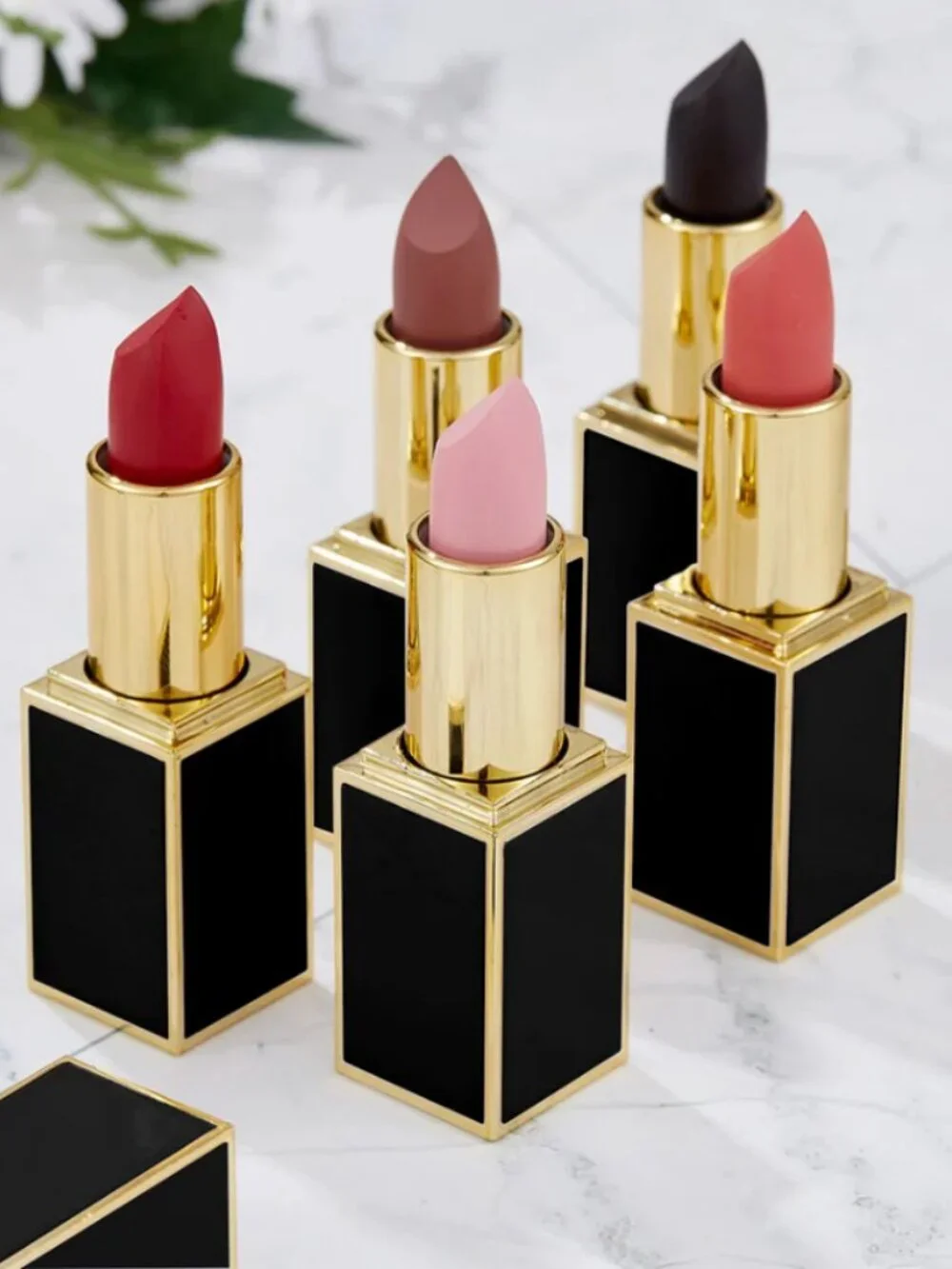 LA PRÉDIRÉ PRESTIGE PARIS Prestige CORALl Shiny Lipstick Shining-02 NIB